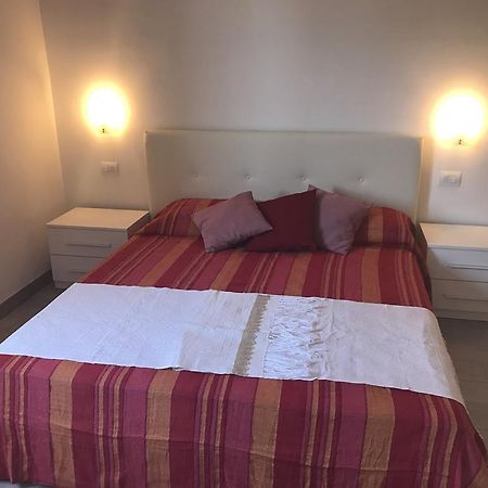 Guest House Montenegro Специя Екстериор снимка
