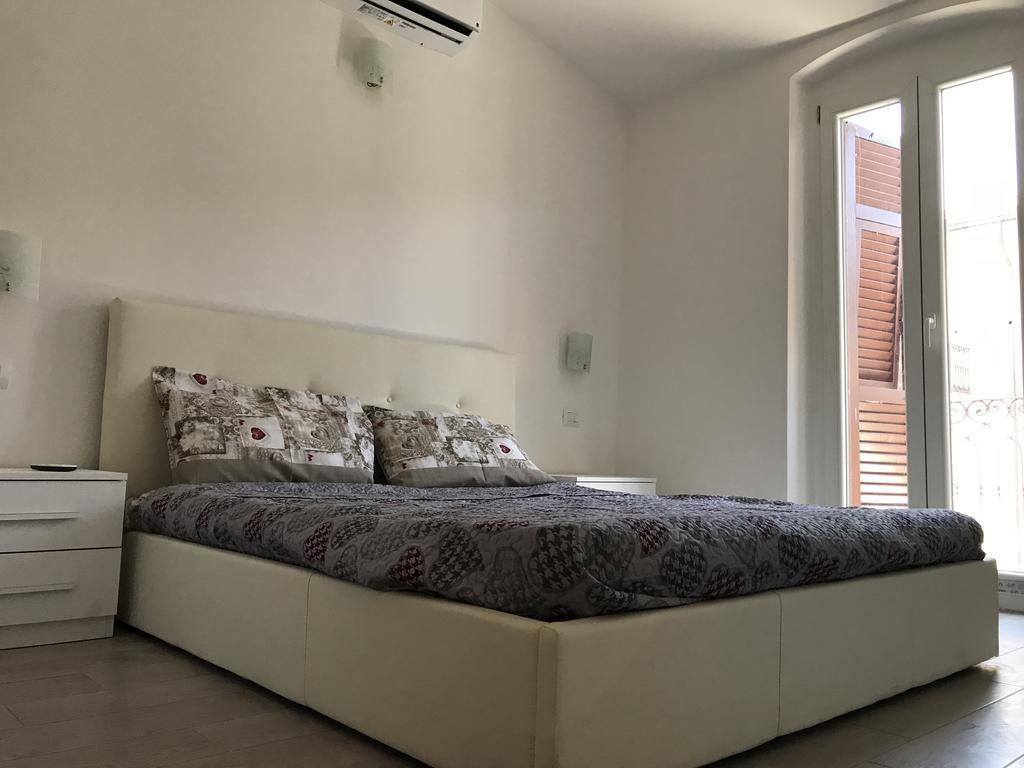 Guest House Montenegro Специя Екстериор снимка