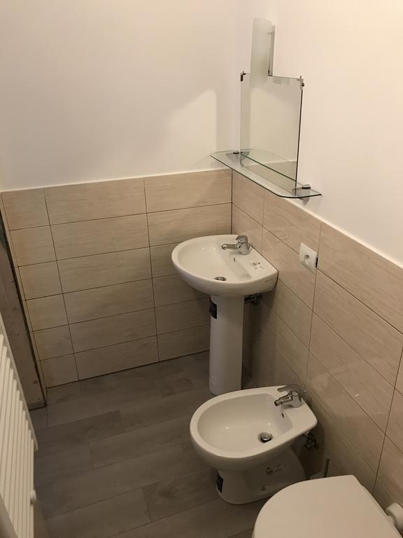 Guest House Montenegro Специя Екстериор снимка